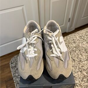 327 New Balance Sneakers